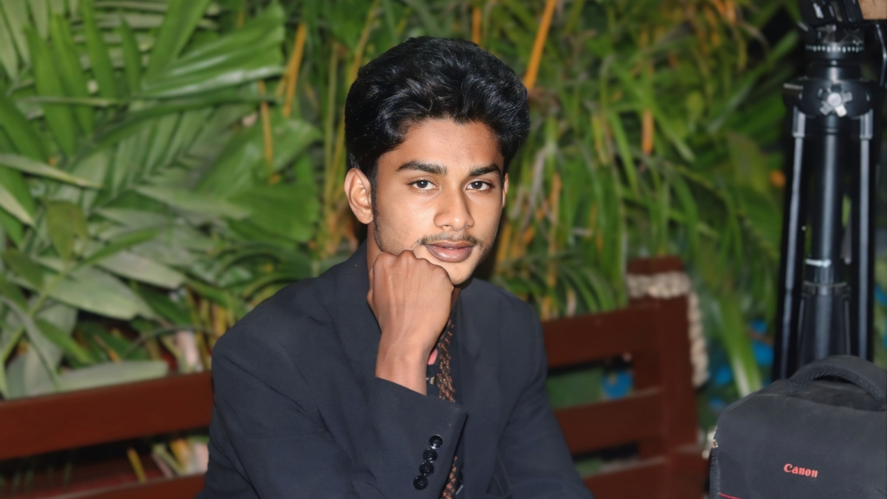 নীরব এক সংগ্রামী আলোকবর্তিকা: এবিএম কাইয়ুম রাজ