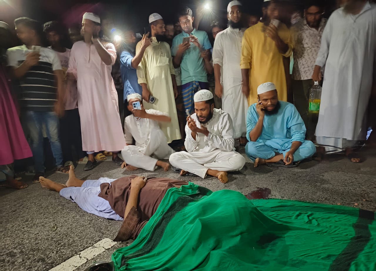 আমতলিতে জুলাই গণঅভ্যুত্থান কর্মসূচী শেষে সড়ক দুর্ঘটনায় ইশা আন্দোলনের নেতা নিহত 